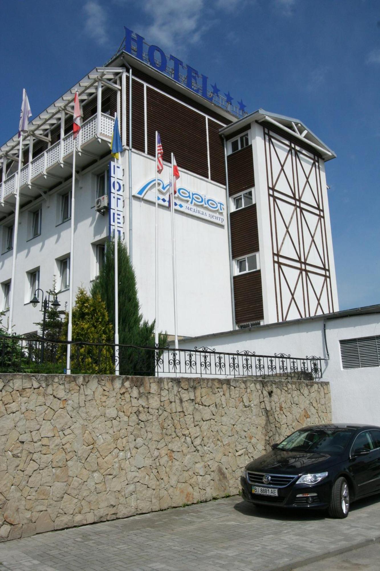 Mariot Medical Center Hotel Трускавец Екстериор снимка