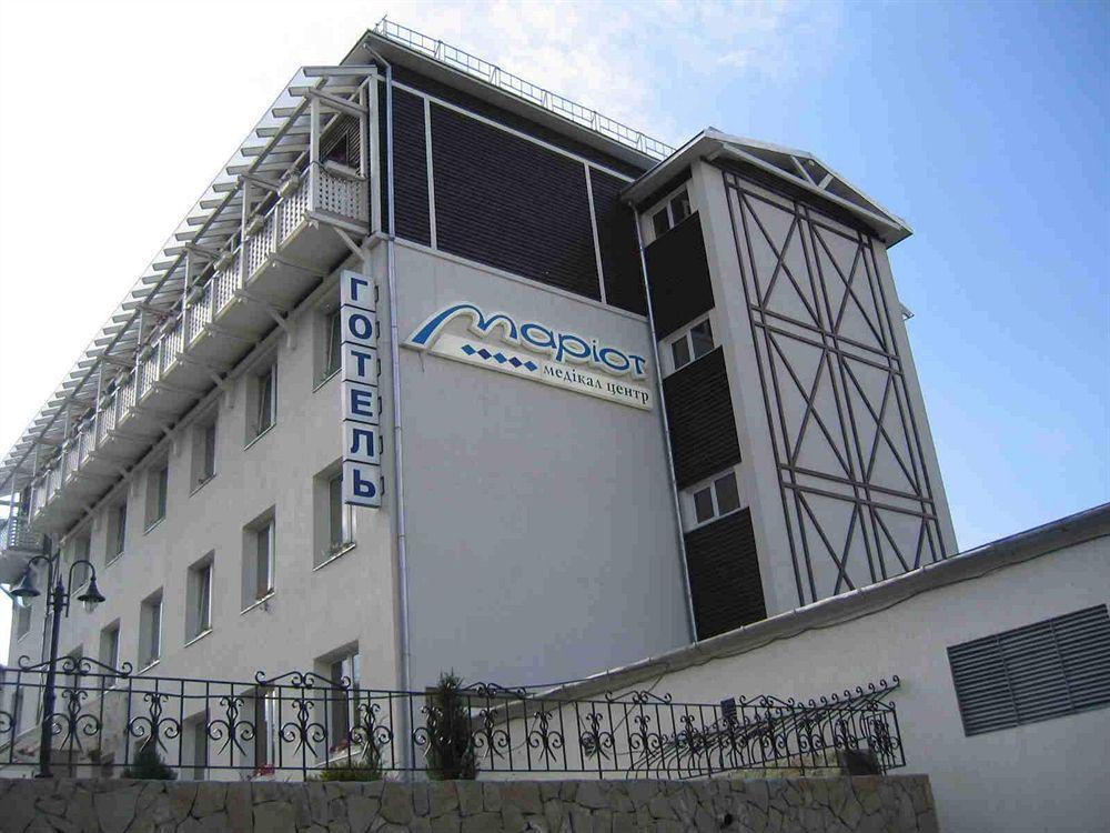 Mariot Medical Center Hotel Трускавец Екстериор снимка
