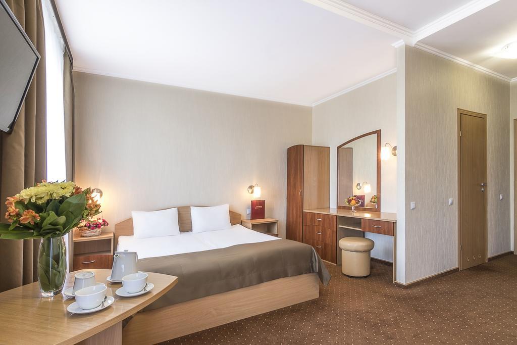 Mariot Medical Center Hotel Трускавец Екстериор снимка