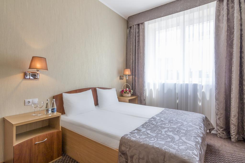 Mariot Medical Center Hotel Трускавец Екстериор снимка