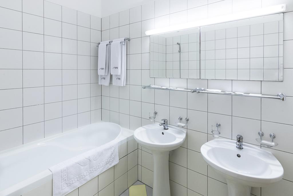 Mariot Medical Center Hotel Трускавец Екстериор снимка