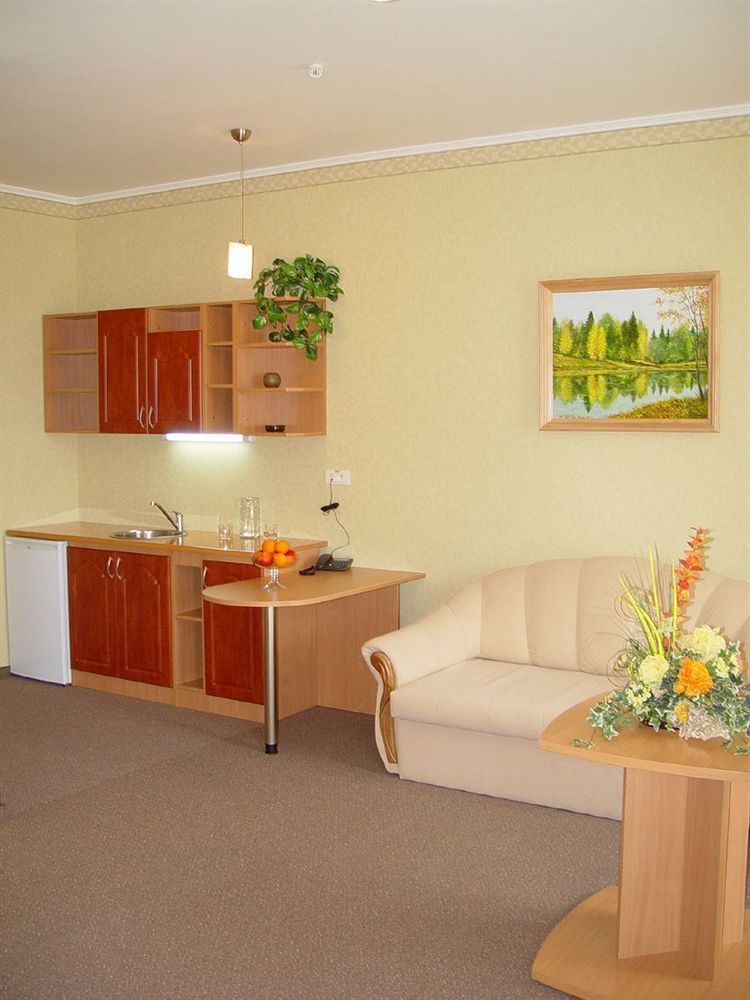 Mariot Medical Center Hotel Трускавец Екстериор снимка